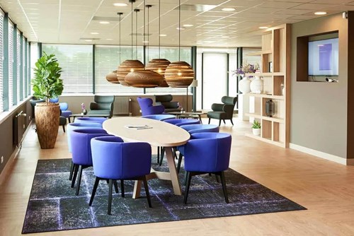 Wachtruimte Velthuis kliniek Eindhoven